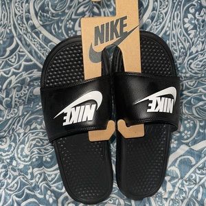 Nike slides